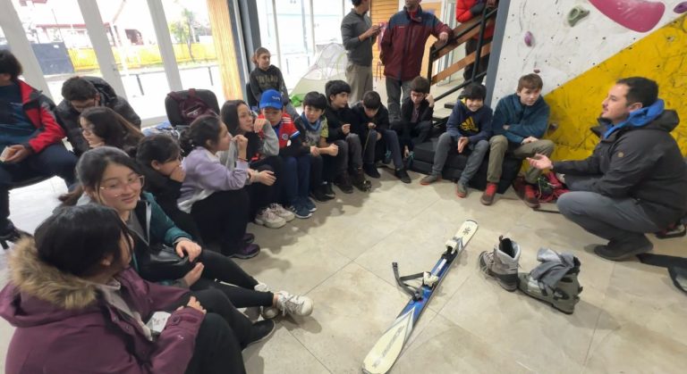 Comenzó Escuela de Iniciación al Montañismo del Programa Actívate en Vacaciones del DAEM La Unión