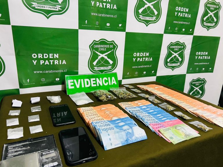 Pareja fue detenida por microtráfico de drogas en el centro de Valdivia