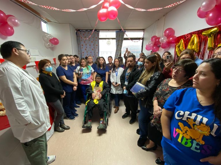 Paciente pediátrico del Hospital Base Valdivia recibirá tratamiento de alta complejidad en su domicilio