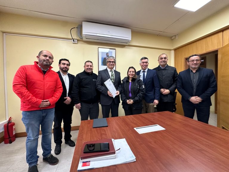 Alcaldes piden a Ministro Marcel financiamiento para asociaciones municipales a través de Gobiernos Regionales y Ley de Presupuesto