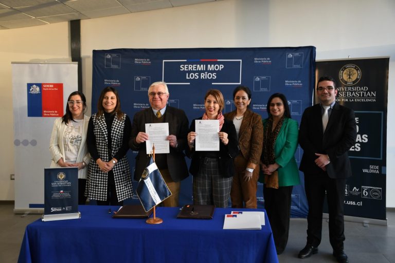 USS y Ministerio de Obras Públicas firman importante convenio de cooperación en Valdivia