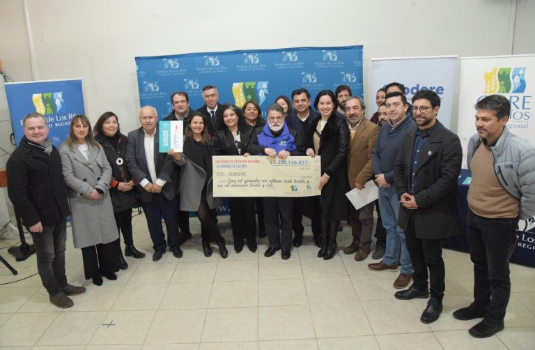 Concretan traspaso de $5.506 millones del Gore a los 12 municipios para ejecutar 47 proyectos emblemáticos