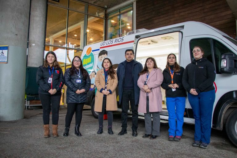 Servicio de Salud implementa Vacunatorio Móvil que reforzará la ampliación de cobertura contra Influenza