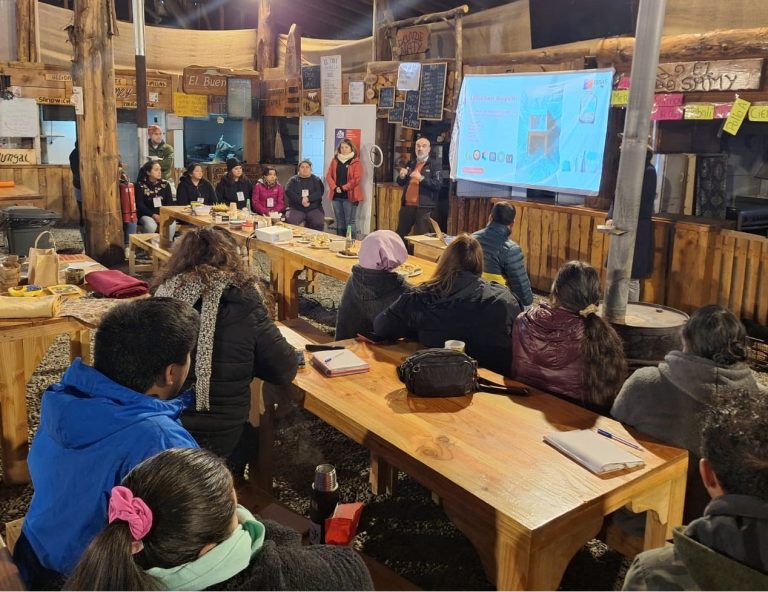 El FOSIS impulsa emprendimiento asociativo en Puerto Fuy