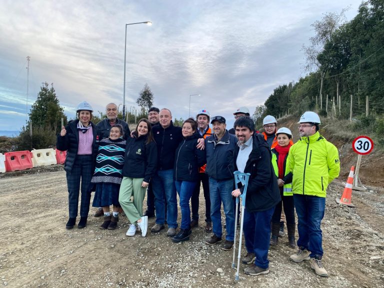Encendieron luminarias en localidades ubicadas en trazado de la Ruta Torobayo-Curiñanco en Valdivia