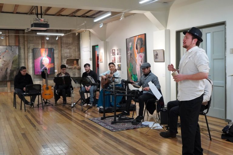 Alumni UACh y BAFUACh invitan a estreno de obra escénico-musical