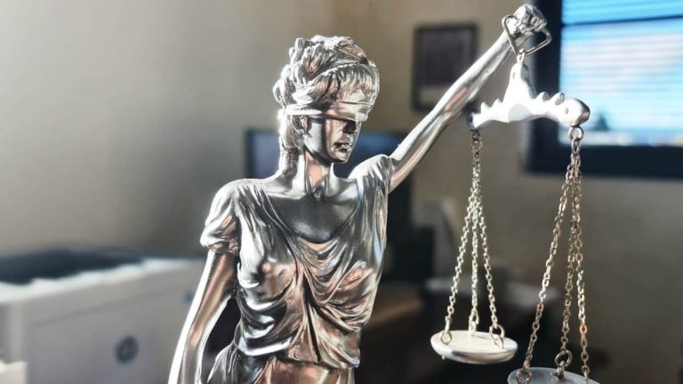 Ministro Mesa procesa a dos militares (r) por homicidios calificados en Neltume en 1981