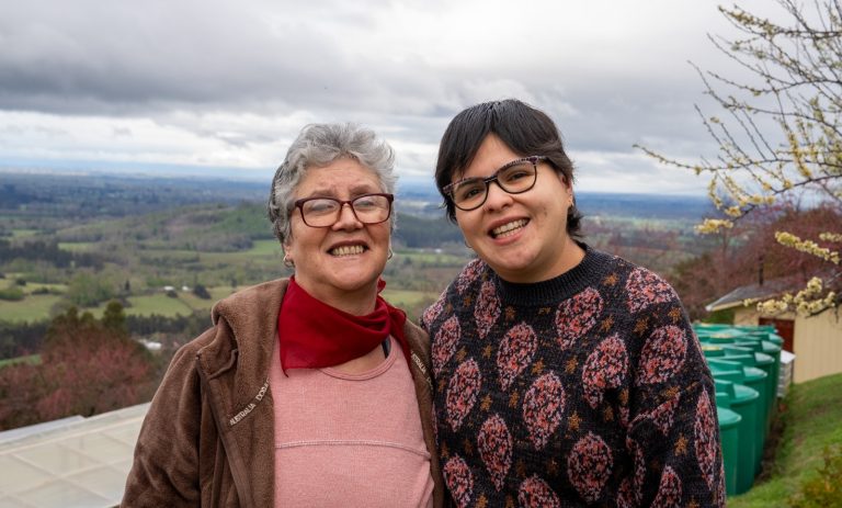 “Guardianas del Agua” en La Unión: Romina Salazar y Elizabeth Vegas Impulsan la producción Agroecológica en Folleco