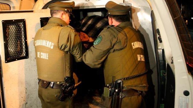 Carabineros detiene a pareja con amplio prontuario mientras robaban en Liceo Técnico de Valdivia