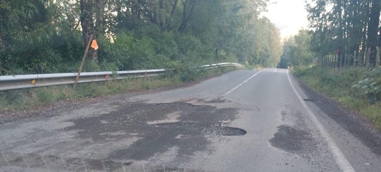 Alcalde de Lago Ranco exige mejoras en rutas rurales: “Existe un alto riesgo de accidentes y ya hemos esperado demasiado”