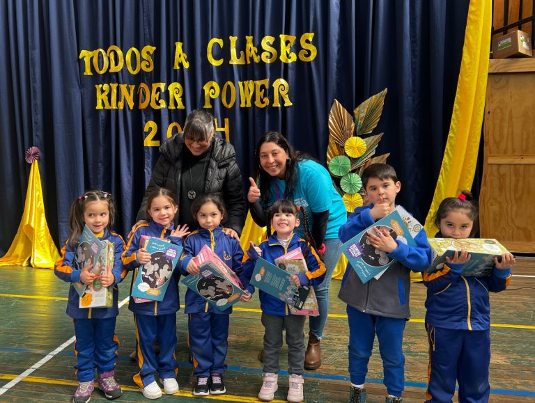 Panguipulli celebra un hito: alumnos logran 68% de asistencia escolar perfecta gracias a campaña de Fundación Familias Primero