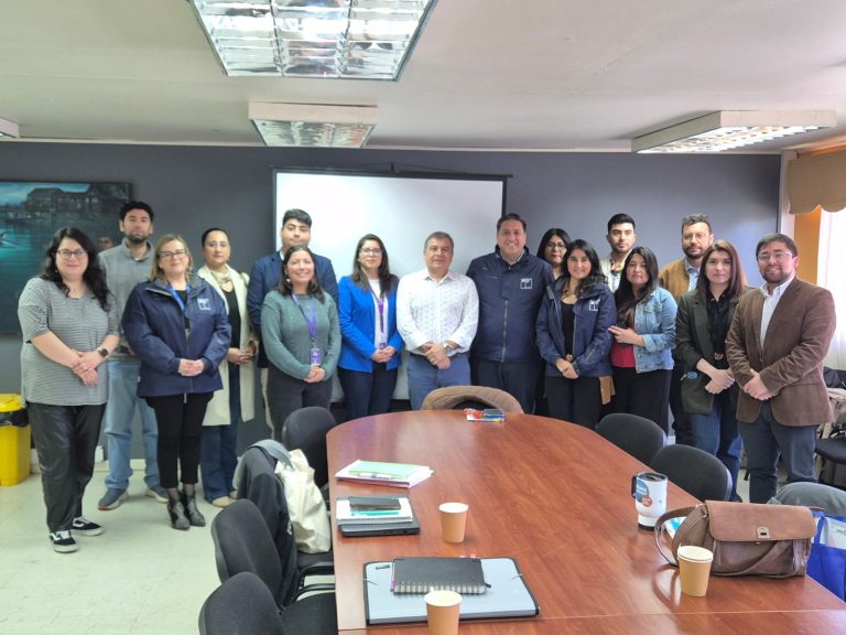 Coordinan acciones de intermediación laboral entre importante empresa que se instalará en La Unión y el SENCE