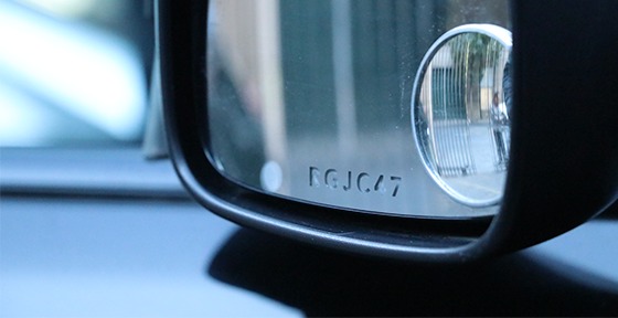 1 de cada 3 vehículos cuenta con su grabado de patente en vidrios y espejos a nivel nacional