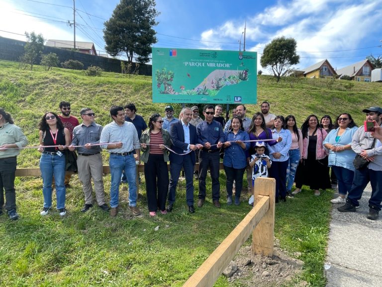 Inauguraron mejoramiento del Parque Urbano “El Mirador” de Panguipulli 