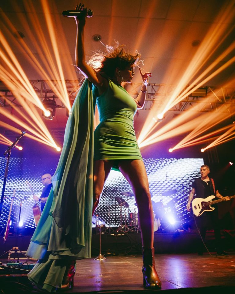 Nicole anuncia show en Valdivia para celebrar los 30 años de Esperando Nada