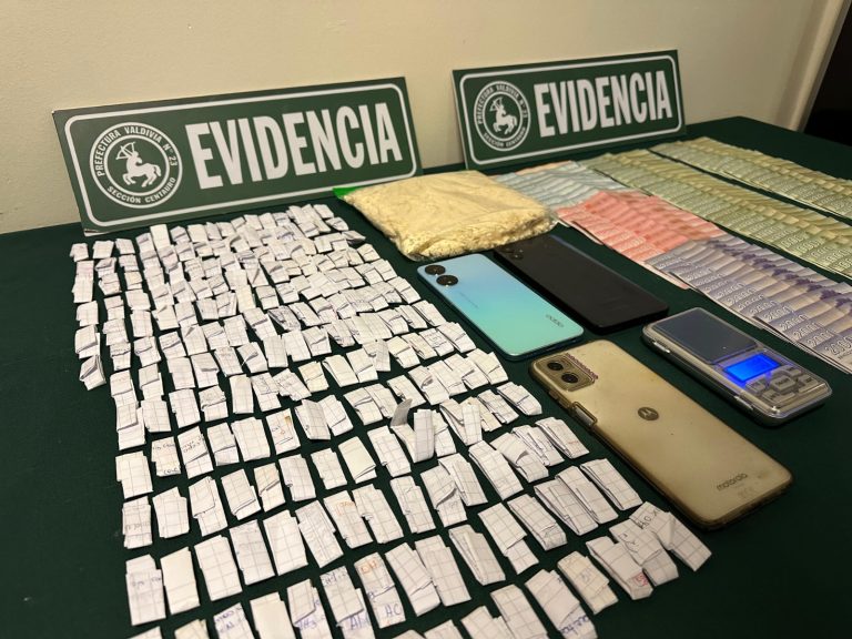 Carabineros detiene a 2 mujeres con más de medio kilo de pasta de cocaína en Valdivia