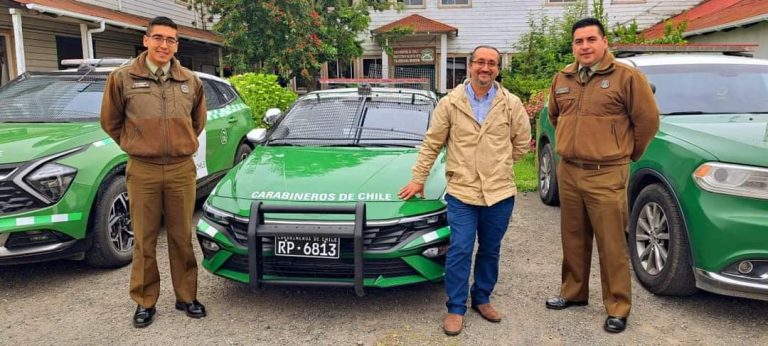 Delegado del Ranco visita 4ta Comisaría para inspeccionar nuevos vehículos recibidos