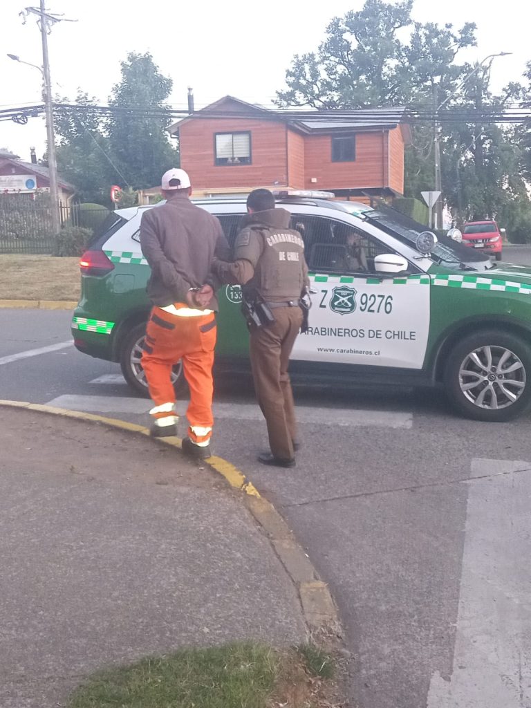 Carabineros de Valdivia detiene a ladrón reincidente tras robo en vivienda de la Villa Portal del Sol