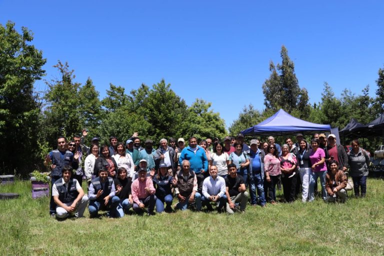 Apicultores celebran el lanzamiento de la primera Unidad Operativa Apícola del Servicio de Asesoría Técnica  SAT