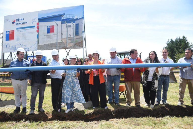 MOP inicia instalación de tubería para llevar agua potable a 160 familias en sector La Luma
