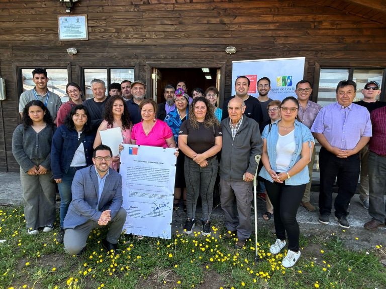 Bienes Nacionales entregó concesión en Coñaripe