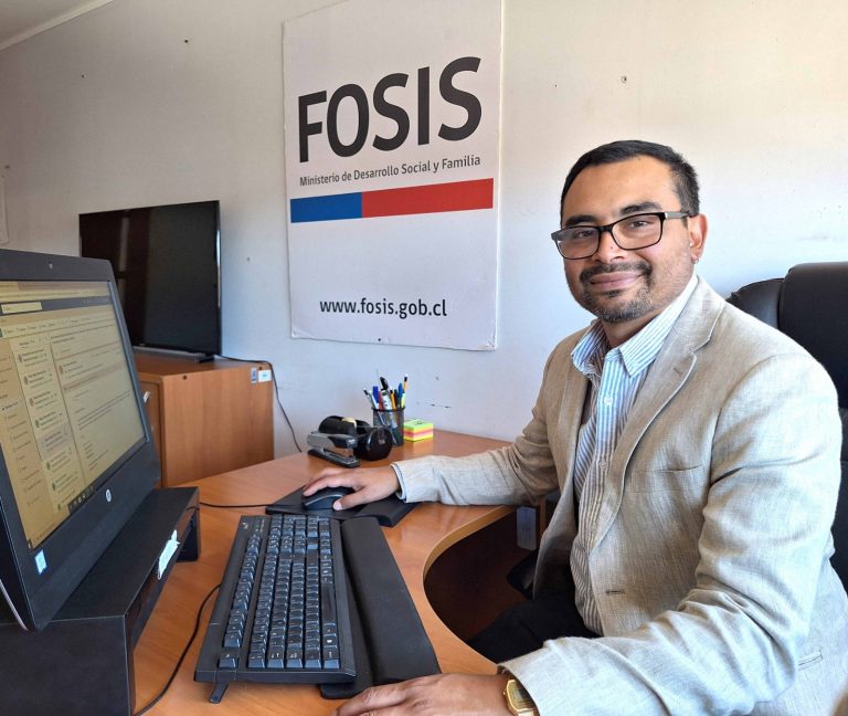 Asumió el nuevo director regional del FOSIS en Los Ríos