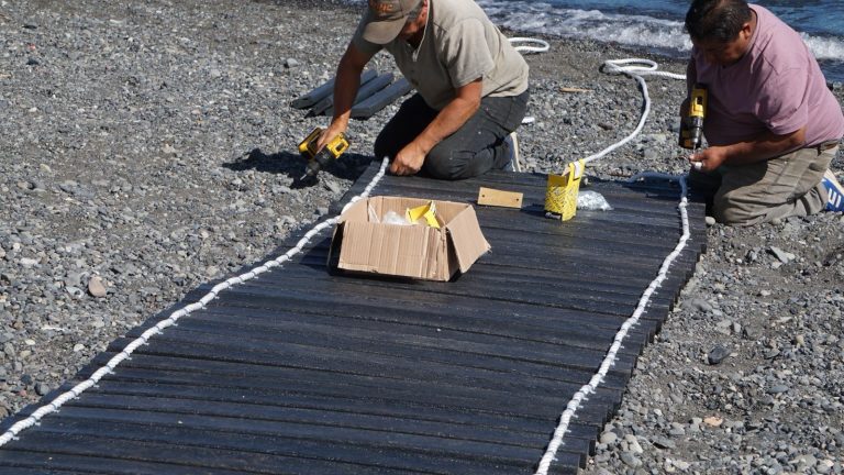 Personas con movilidad reducida podrán llegar hasta el lago gracias a proyecto en playa municipal