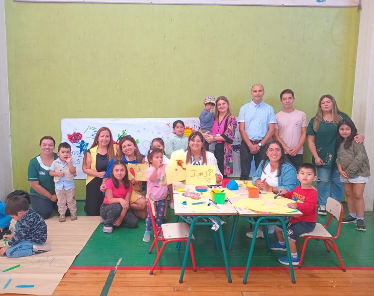 JUNJI y SERNAMEG impulsan programas para niñas, niños y adolescentes en Río Bueno durante la temporada estival
