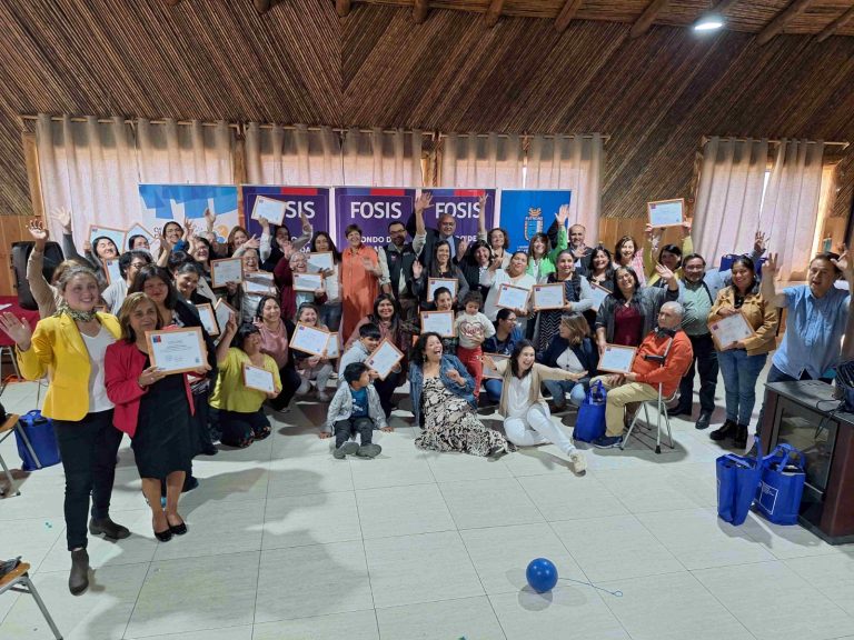 Programa Acción del FOSIS apoyó a 56 hogares de Futrono