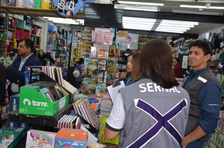 Autoridades fiscalizaron librerías ante el inicio del año escolar