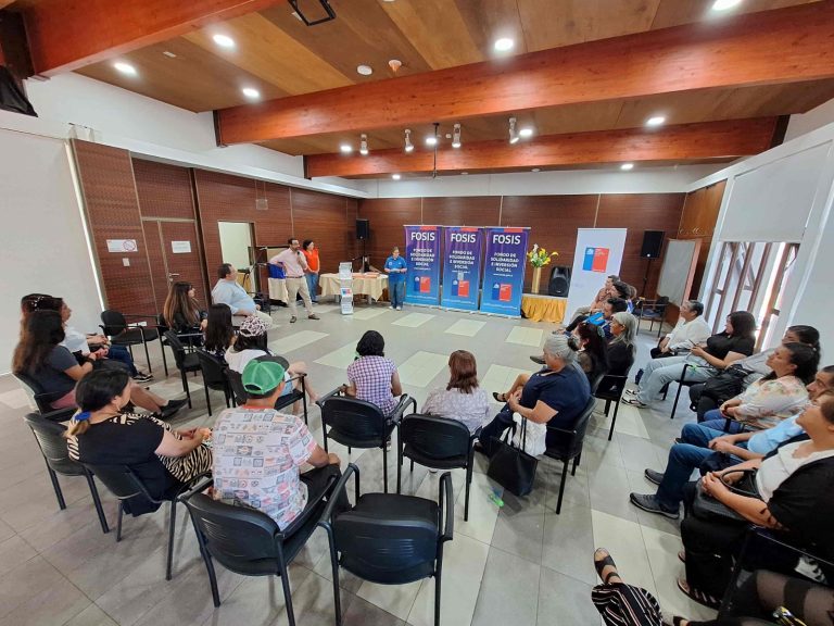 Familias de Máfil fortalecieron habilidades para la vida con apoyo del FOSIS