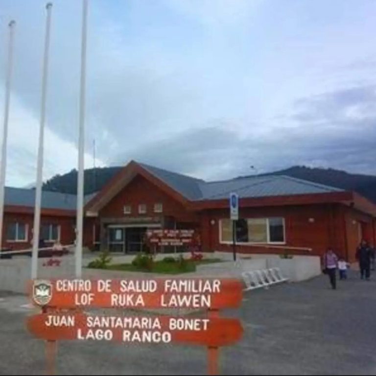 Silencio institucional y censura: la polémica en torno a la agresión al Dr. Pucheu en Lago Ranco