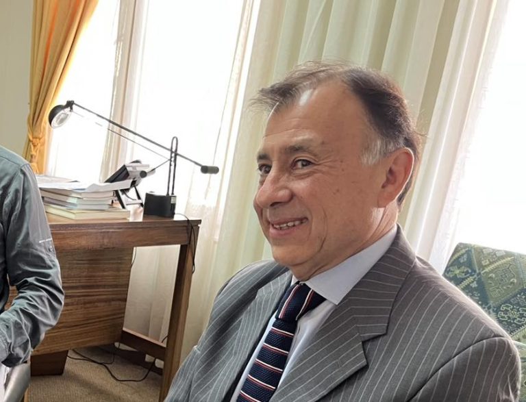 Por no concluir 13 sumarios, denuncian ante Contraloría a abogado de la Municipalidad de La Unión