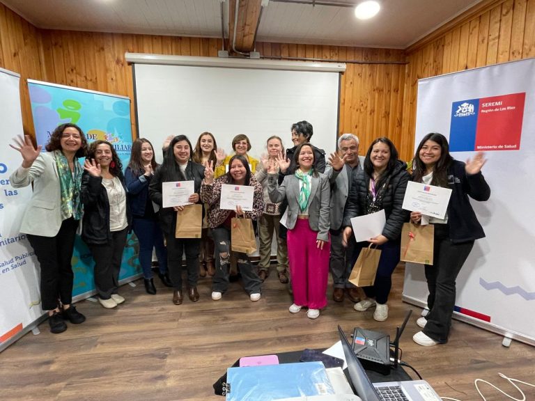 Seremi de Salud certifica a 10 gestoras comunitarias para el abordaje de las violencias de género en Futrono