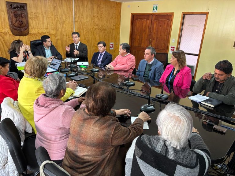 ¡Gran logro para Paillaco! BancoEstado habilitará caja exclusiva para personas mayores tras gestión municipal