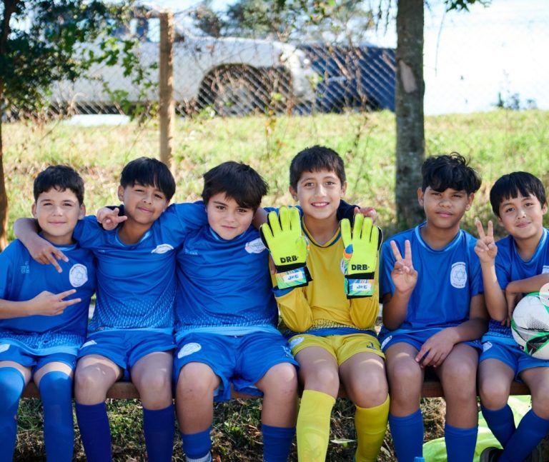 Comunidad de Manao Chumpeco celebró inauguración de multicancha y zona de juegos