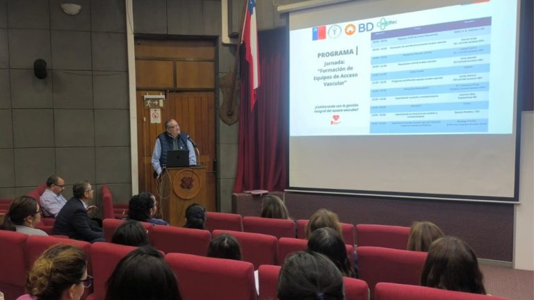 HBV conformó equipo de enfermería que logró reducir lista de espera en gestión de accesos vasculares para pacientes oncológicos y hematológicos