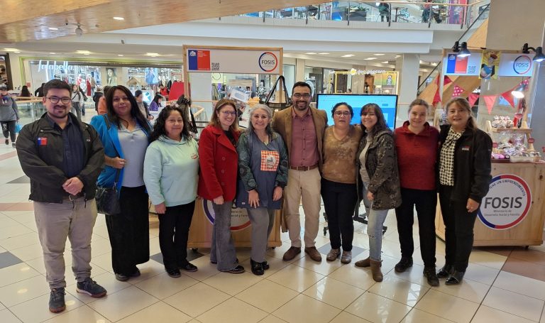 FOSIS lanza en Los Ríos postulaciones a sus programas 2025 y presenta nuevo Portal de Emprendimiento