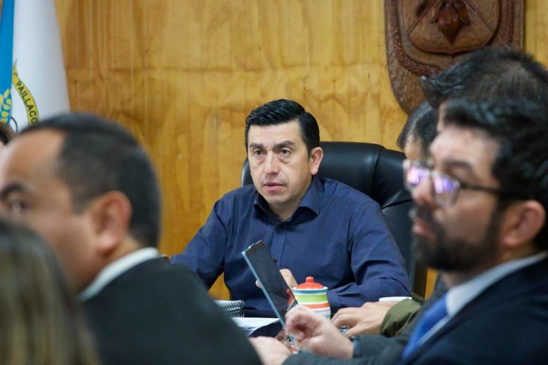 Alcalde Navarrete desmiente superávit municipal asegurado por ex candidato a alcalde Carrasco
