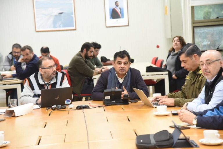 Autoridades llamaron a tomar medidas preventivas ante sistema frontal que afecta a la región este viernes y sábado