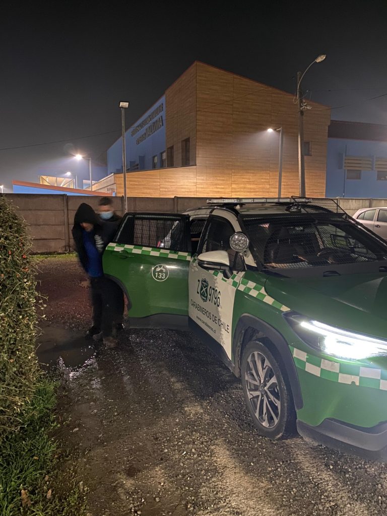 Carabineros detiene a delincuente sorprendido robando en vivienda de Valdivia