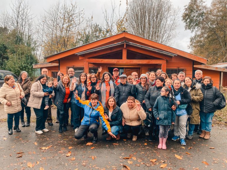 Cuatro organizaciones instalarán sistemas fotovoltaicos y termosolares en sus sedes comunitarias