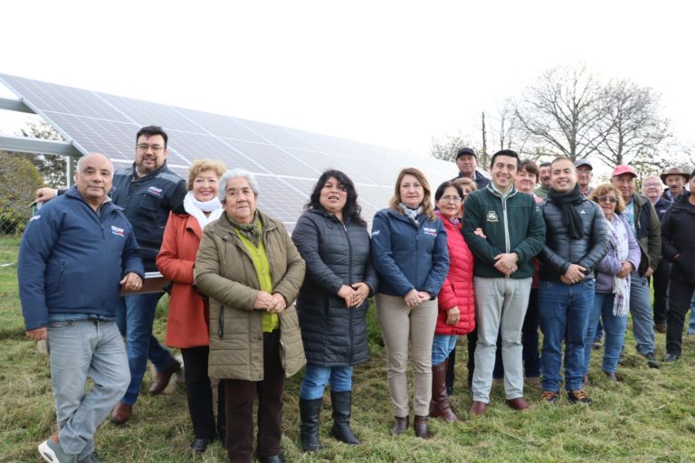 12 familias campesinas de Paillaco mejoran el riego de sus cultivos con proyectos asociativos impulsados por INDAP