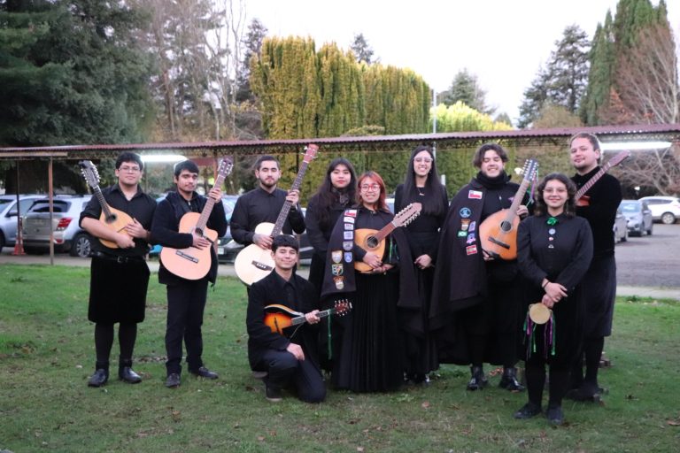 Dos días de actividades gratuitas: invitan a participar de encuentro de tunas y estudiantinas «Ríos del Ranco»