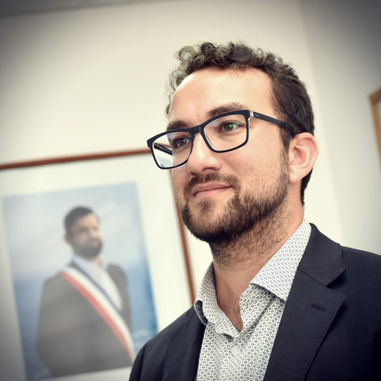 Periodismo regional: el escudo más efectivo contra la desinformación en tiempos de inteligencia artificial