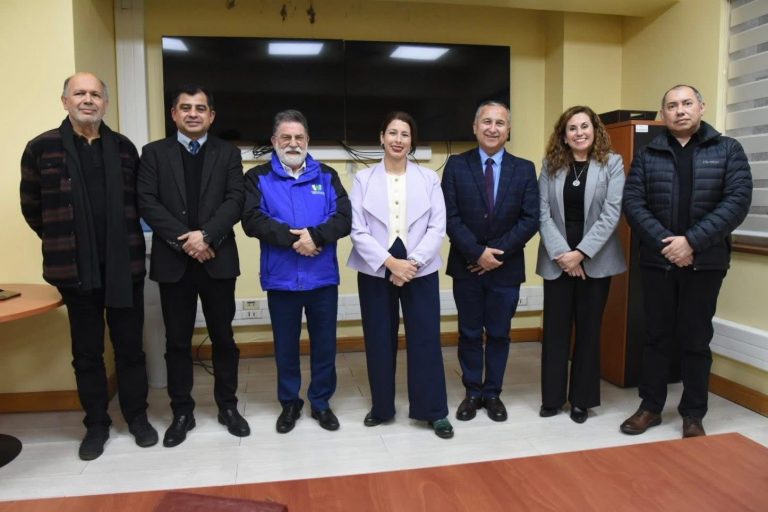 Autoridades retomaron mesa trabajo y comprometieron gestiones para reanudar a la brevedad obras del MAC en Valdivia