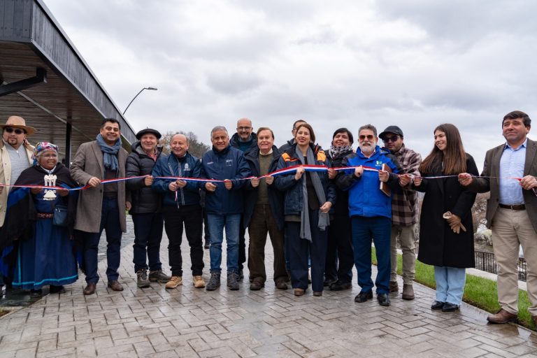Subsecretario MOP inaugura segunda etapa de la Costanera de Panguipulli, que mejora oferta turística de la comuna