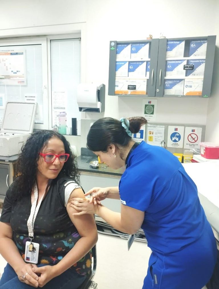 Seremi de Salud anuncia ampliación de vacuna contra la influenza para todo público