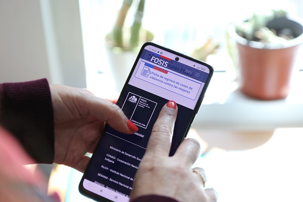 El FOSIS refuerza protección temprana a víctimas de violencia de género
