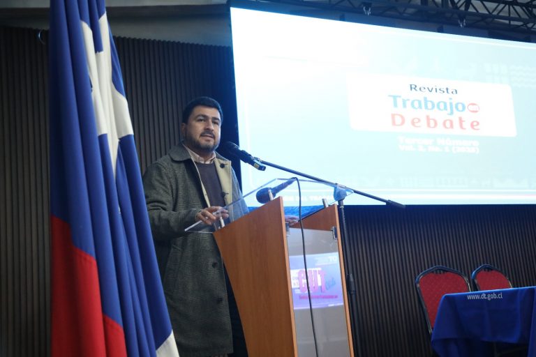 Dirección del Trabajo analiza efectos de las leyes de 40 Horas, Karin y salario mínimo